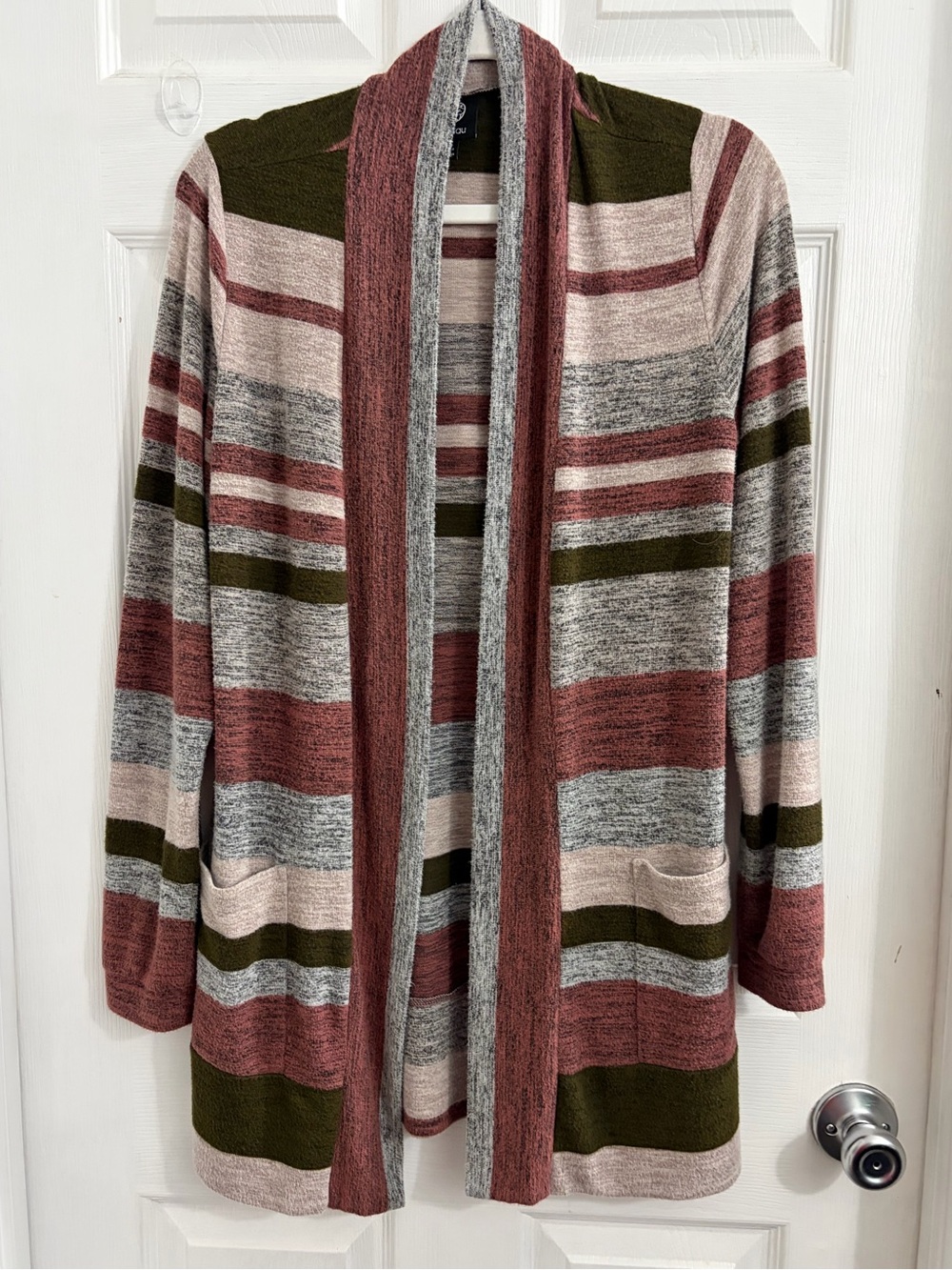 bobeau Striped Open-Front Cardigan in Olive, Dusty Rose & Gray. Size medium $10
